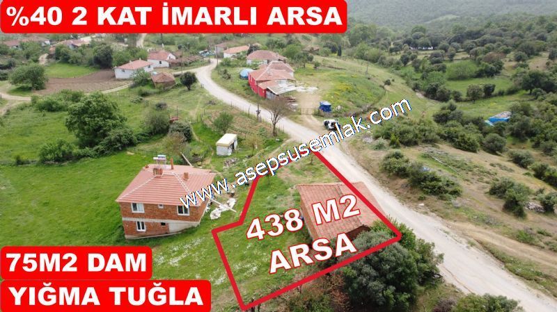 438 M2 Köy Evi İmarlı Arsa 2 %40 İmarlı 75 M2 Hazır Dam Vardır.