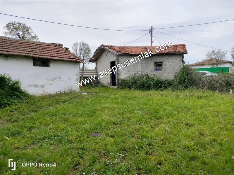 3.280 M2 Oturulabilir Müstakil Bahçeli Köy Evi, Dam, Samanlık