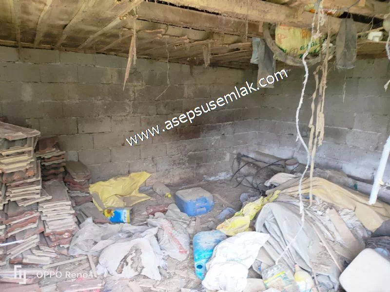 3.280 M2 Oturulabilir Müstakil Bahçeli Köy Evi, Dam, Samanlık