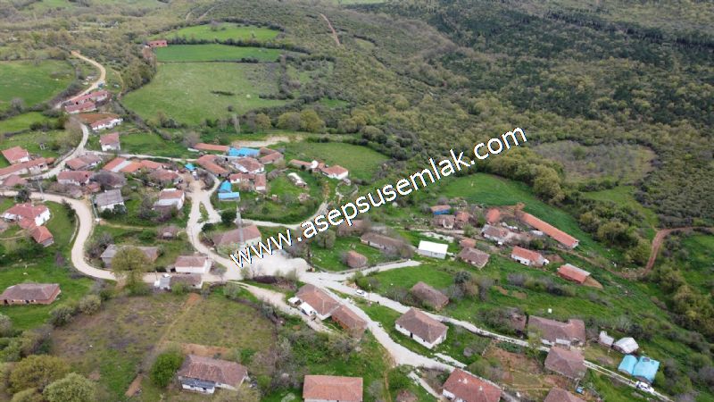 843 M2 Gönen'de Köy Evi Bahçeli Kerpiç Ev Elektrik Var.