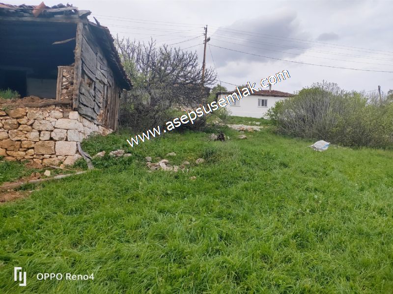 843 M2 Gönen'de Köy Evi Bahçeli Kerpiç Ev Elektrik Var.