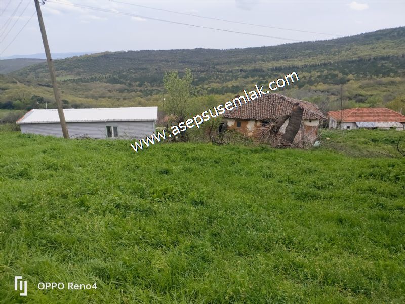 843 M2 Gönen'de Köy Evi Bahçeli Kerpiç Ev Elektrik Var.