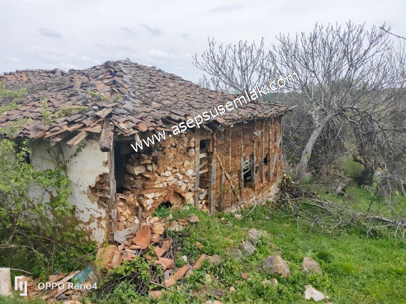 843 M2 Gönen'de Köy Evi Bahçeli Kerpiç Ev Elektrik Var.