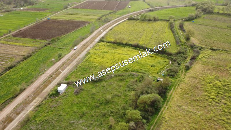 4.034 M2 Gönen Sulama Kanalına Ve Resmi Yola Cepheli Hobi Bahçesi