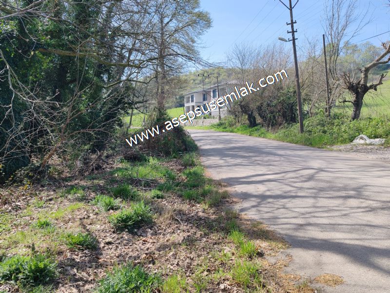 660 M2 Gönen Asfalt ve Dere Dibi %40 2 Kat İmarlı Arsa Satılık