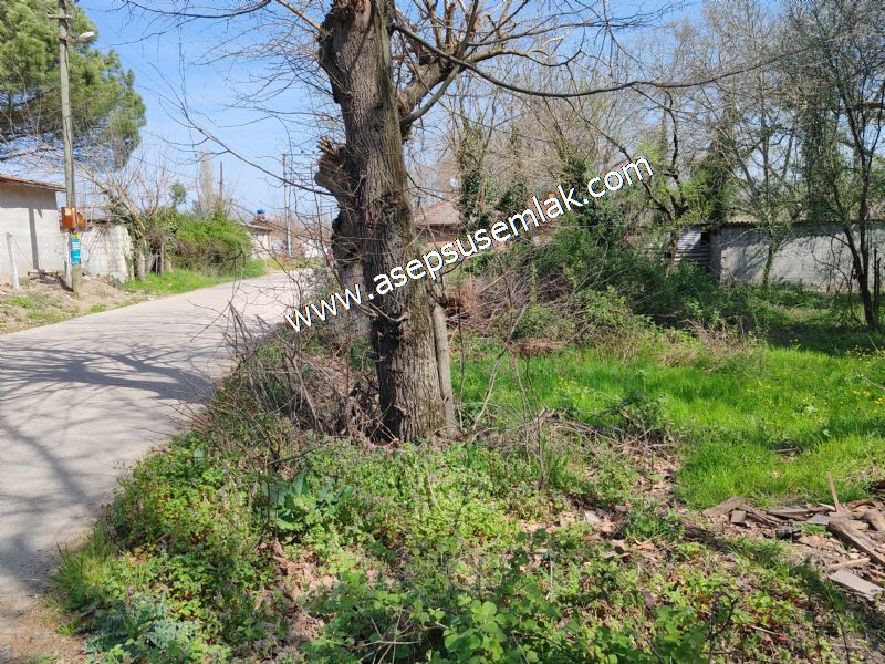 660 M2 Gönen Asfalt ve Dere Dibi %40 2 Kat İmarlı Arsa Satılık