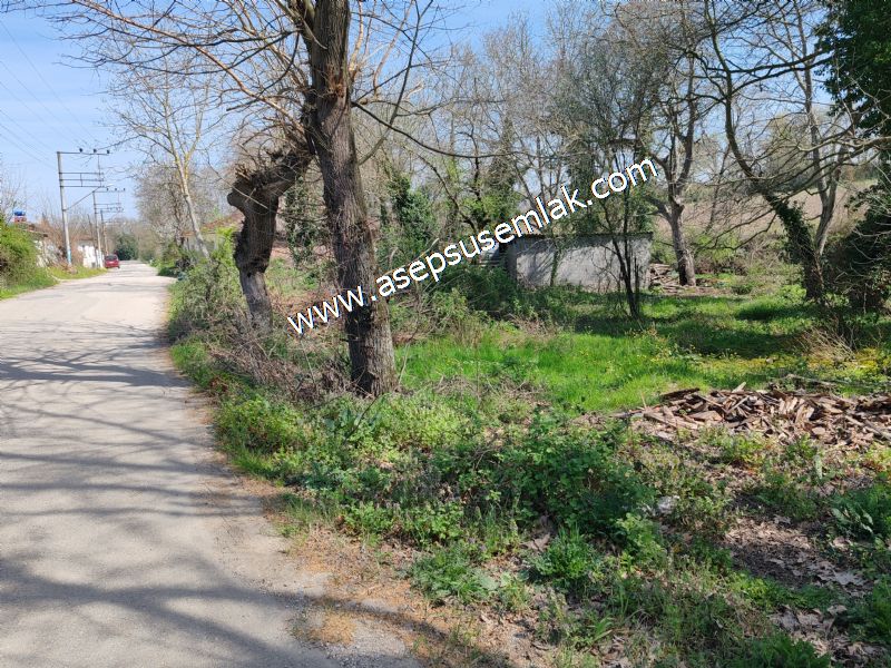 660 M2 Gönen Asfalt ve Dere Dibi %40 2 Kat İmarlı Arsa Satılık