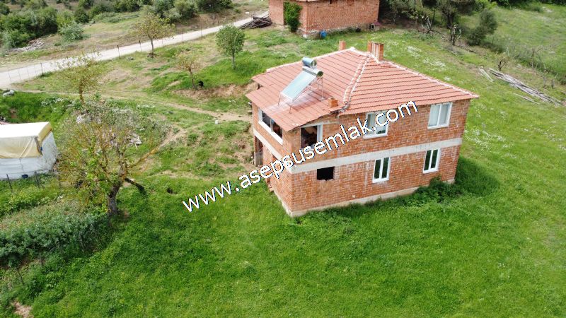 337 M2 İmarlı Arsa 2 %40 İmarlı Köy Evi, Dam Arsa Boş Yola Cephe