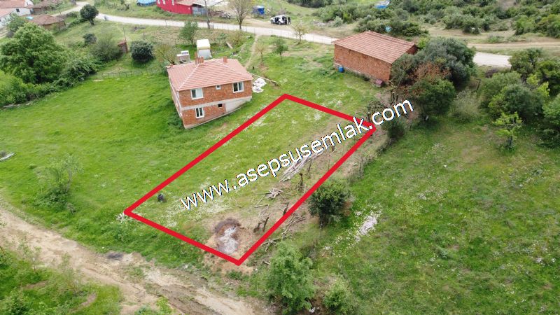 337 M2 İmarlı Arsa 2 %40 İmarlı Köy Evi, Dam Arsa Boş Yola Cephe