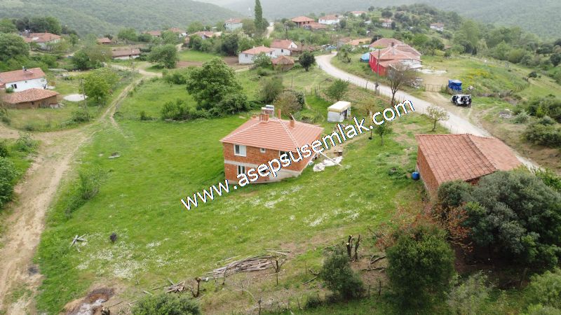337 M2 İmarlı Arsa 2 %40 İmarlı Köy Evi, Dam Arsa Boş Yola Cephe