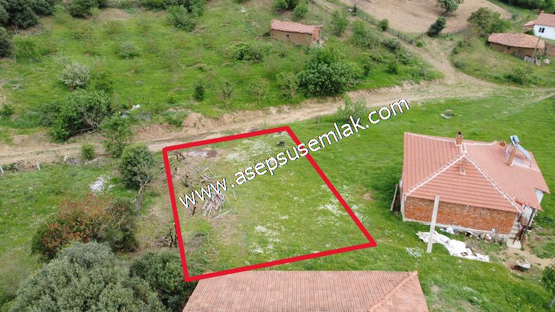 337 M2 İmarlı Arsa 2 %40 İmarlı Köy Evi, Dam Arsa Boş Yola Cephe