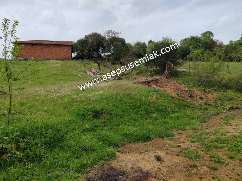 337 M2 İmarlı Arsa 2 %40 İmarlı Köy Evi, Dam Arsa Boş Yola Cephe