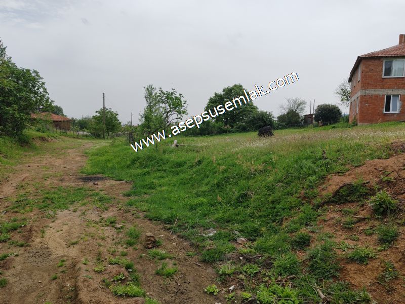 337 M2 İmarlı Arsa 2 %40 İmarlı Köy Evi, Dam Arsa Boş Yola Cephe