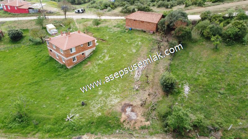 938 M2 Köy Evi İmarlı Arsa 2 Katlı Yeni Bina Oturulabilir