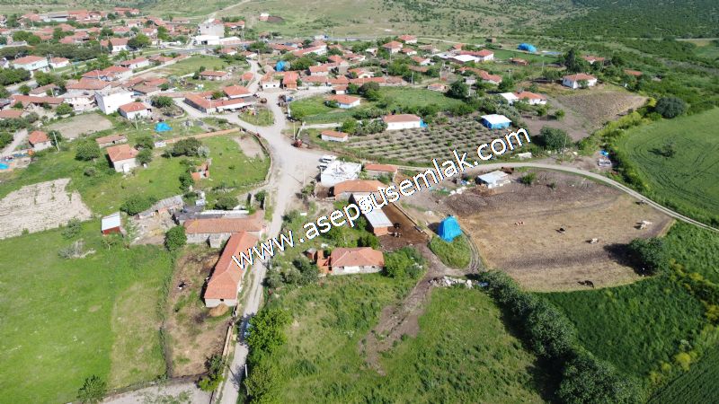 1.305 M2 Taş Ev, Köy Evi, Arsa, GÖNEN ULUKIR'DA ASEPSUS EMLAK'TA