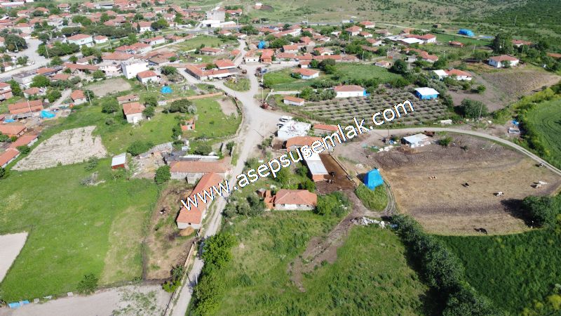 1.305 M2 Taş Ev, Köy Evi, Arsa, GÖNEN ULUKIR'DA ASEPSUS EMLAK'TA