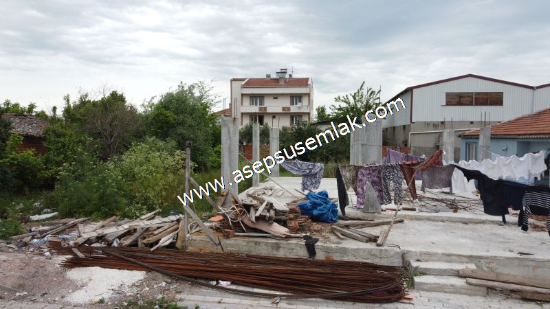 713 M2 MANYAS YENİMAHALLE 3 KAT KONUT İMARLI ARSA ASEPSUS EMLAK