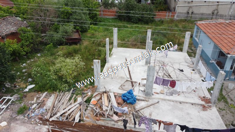 713 M2 MANYAS YENİMAHALLE 3 KAT KONUT İMARLI ARSA ASEPSUS EMLAK