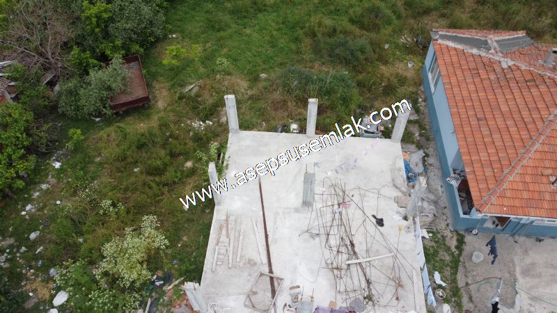 713 M2 MANYAS YENİMAHALLE 3 KAT KONUT İMARLI ARSA ASEPSUS EMLAK
