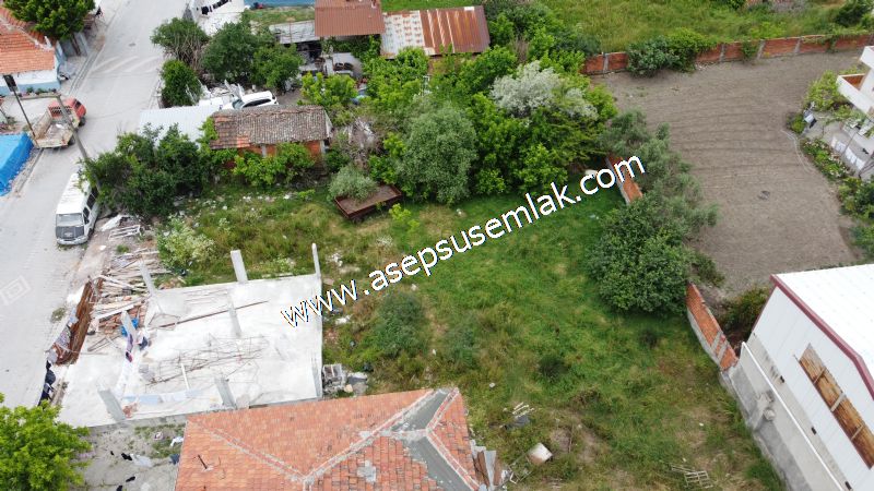 713 M2 MANYAS YENİMAHALLE 3 KAT KONUT İMARLI ARSA ASEPSUS EMLAK