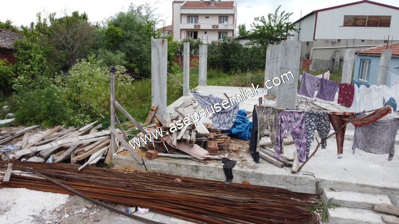 713 M2 MANYAS YENİMAHALLE 3 KAT KONUT İMARLI ARSA ASEPSUS EMLAK