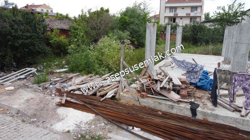 713 M2 MANYAS YENİMAHALLE 3 KAT KONUT İMARLI ARSA ASEPSUS EMLAK