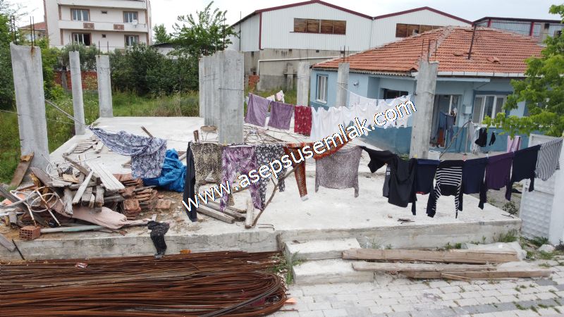 713 M2 MANYAS YENİMAHALLE 3 KAT KONUT İMARLI ARSA ASEPSUS EMLAK
