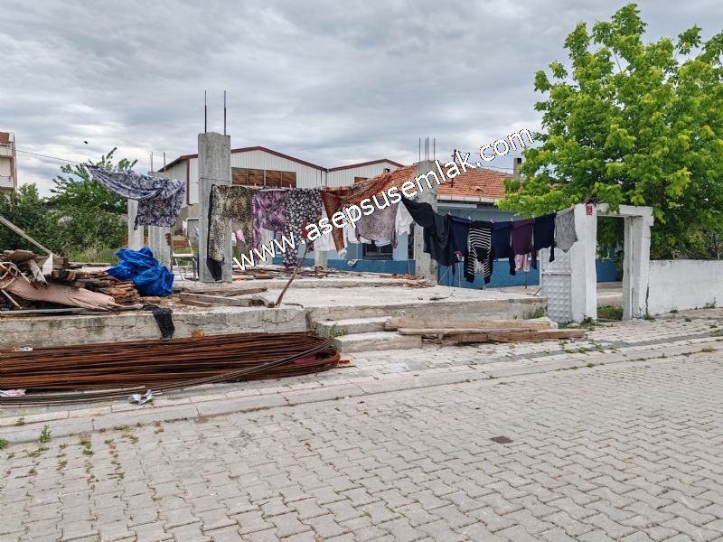 713 M2 MANYAS YENİMAHALLE 3 KAT KONUT İMARLI ARSA ASEPSUS EMLAK