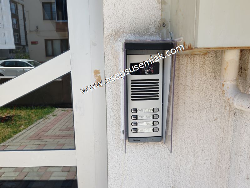 110 m2 Gönen Kurtuluş Mah. 2+1 Daire 2.Kat Arakat Daire