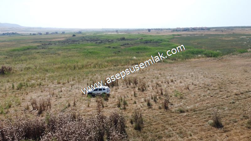 301 m2 Yatırımlık Müstakil Villa İmarlı Arsa Çifteleşmelerde