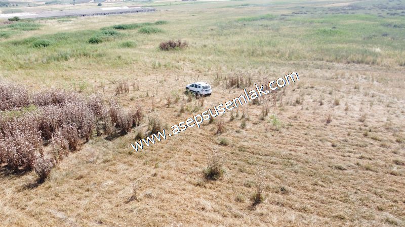 301 m2 Yatırımlık Müstakil Villa İmarlı Arsa Çifteleşmelerde