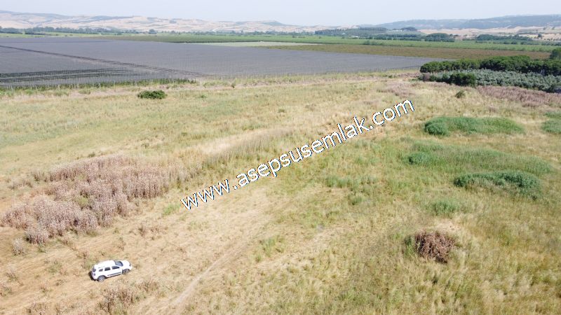 301 m2 Yatırımlık Müstakil Villa İmarlı Arsa Çifteleşmelerde