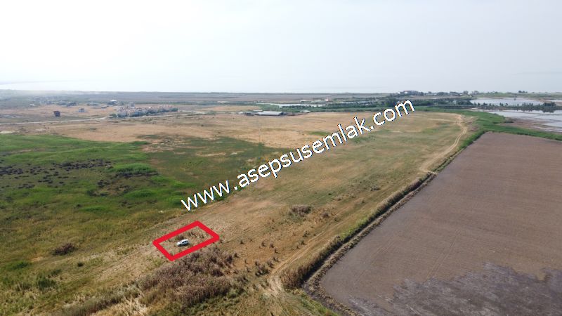 301 m2 Yatırımlık Müstakil Villa İmarlı Arsa Çifteleşmelerde