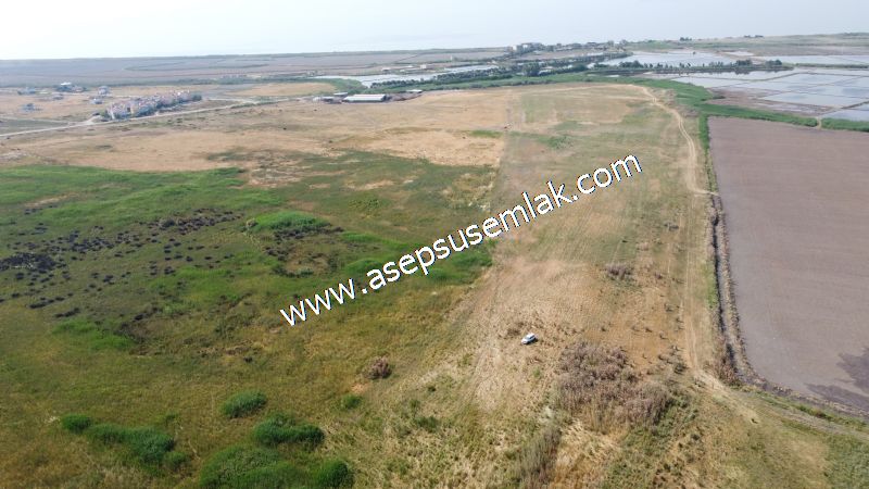 301 m2 Yatırımlık Müstakil Villa İmarlı Arsa Çifteleşmelerde