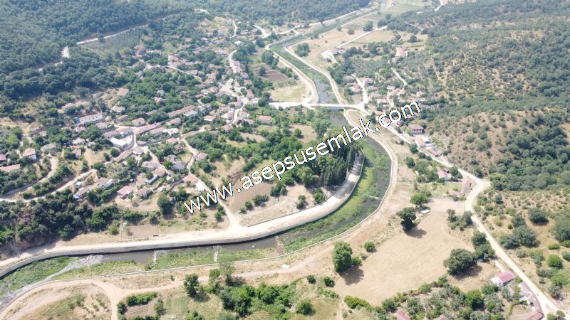 1.700 m2 Müstakil Köy Evi Arsa Meyve Bahçeli Bağ-Bahçe Dereköyde