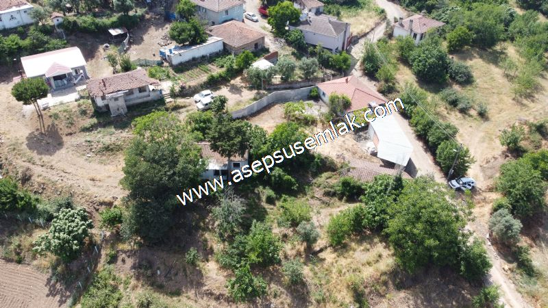 1.700 m2 Müstakil Köy Evi Arsa Meyve Bahçeli Bağ-Bahçe Dereköyde