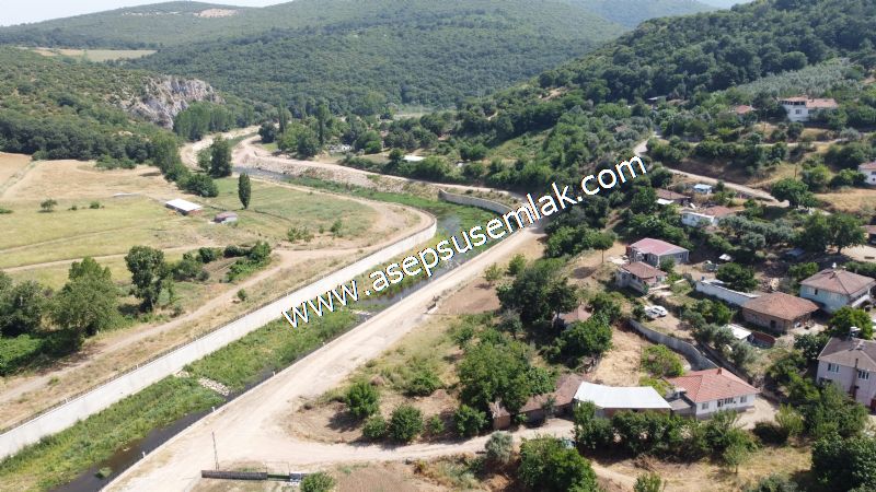 1.700 m2 Müstakil Köy Evi Arsa Meyve Bahçeli Bağ-Bahçe Dereköyde