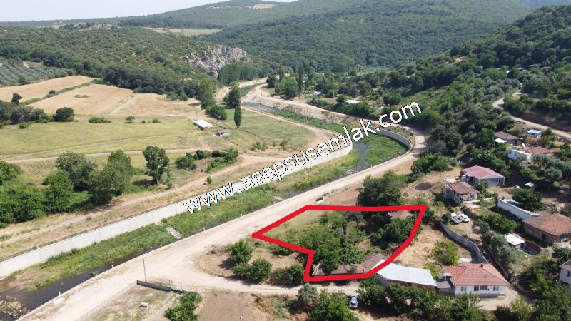 1.700 m2 Müstakil Köy Evi Arsa Meyve Bahçeli Bağ-Bahçe Dereköyde