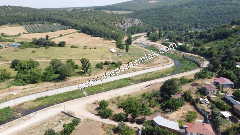 1.700 m2 Müstakil Köy Evi Arsa Meyve Bahçeli Bağ-Bahçe Dereköyde