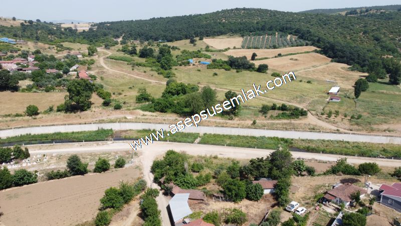 1.700 m2 Müstakil Köy Evi Arsa Meyve Bahçeli Bağ-Bahçe Dereköyde