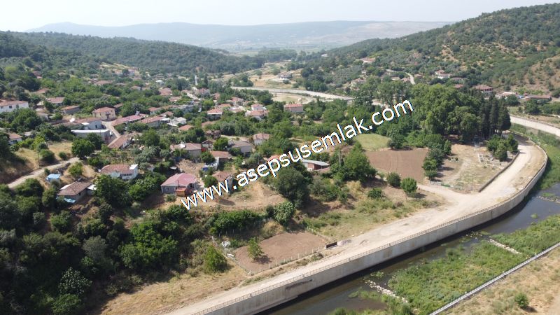 1.700 m2 Müstakil Köy Evi Arsa Meyve Bahçeli Bağ-Bahçe Dereköyde