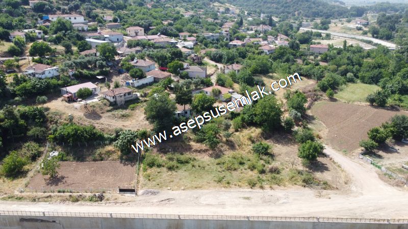 1.700 m2 Müstakil Köy Evi Arsa Meyve Bahçeli Bağ-Bahçe Dereköyde