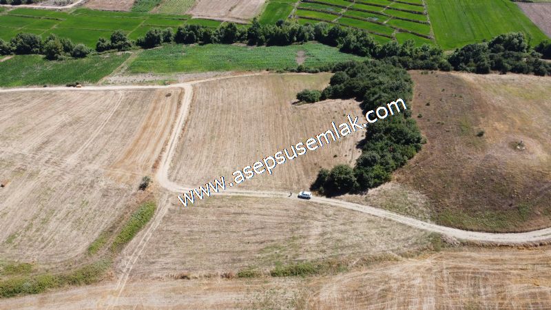 8.480 m2 Çiftlik Bağ-Bahçe K.Pompaj Su Var Kadastro Yola Cepheli