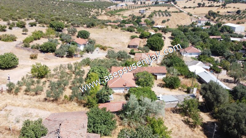1.086 m2 Müstakil Köy Evi Arsa Bağ-Bahçe Samanlık Dam Gönen'de