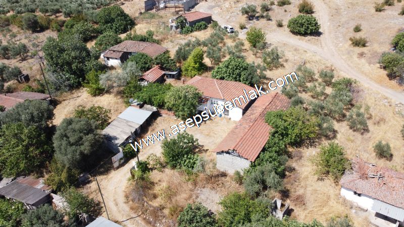1.086 m2 Müstakil Köy Evi Arsa Bağ-Bahçe Samanlık Dam Gönen'de