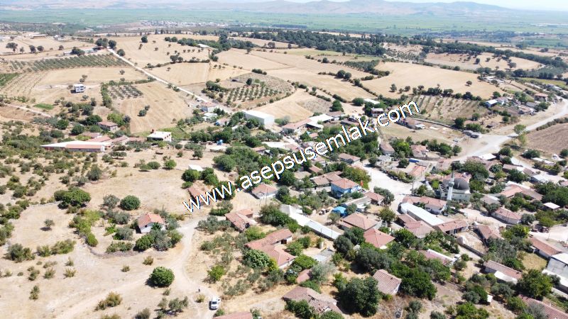 1.086 m2 Müstakil Köy Evi Arsa Bağ-Bahçe Samanlık Dam Gönen'de