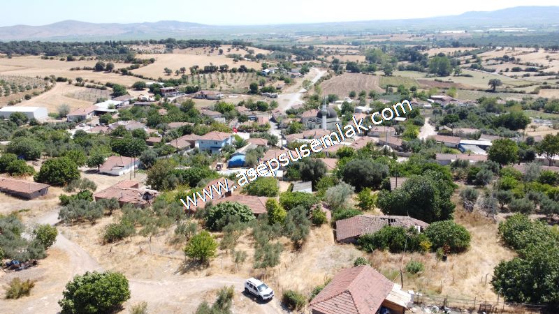 1.086 m2 Müstakil Köy Evi Arsa Bağ-Bahçe Samanlık Dam Gönen'de