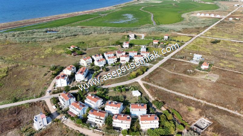 299 m2 Müstakil 2,5 Kat Villa İmarlı Arsa Pınarkent Çfteleşmeler