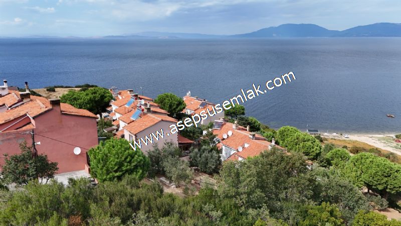 VİLLA 150 m2 (3+1) 2 Katlı Bahçeli, Oyun Parkı, Güvenlikli VİLLA