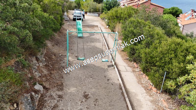 VİLLA 150 m2 (3+1) 2 Katlı Bahçeli, Oyun Parkı, Güvenlikli VİLLA